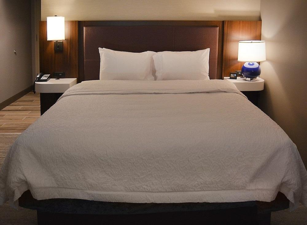 Hampton Inn & Suites Philadelphia/Media Zewnętrze zdjęcie