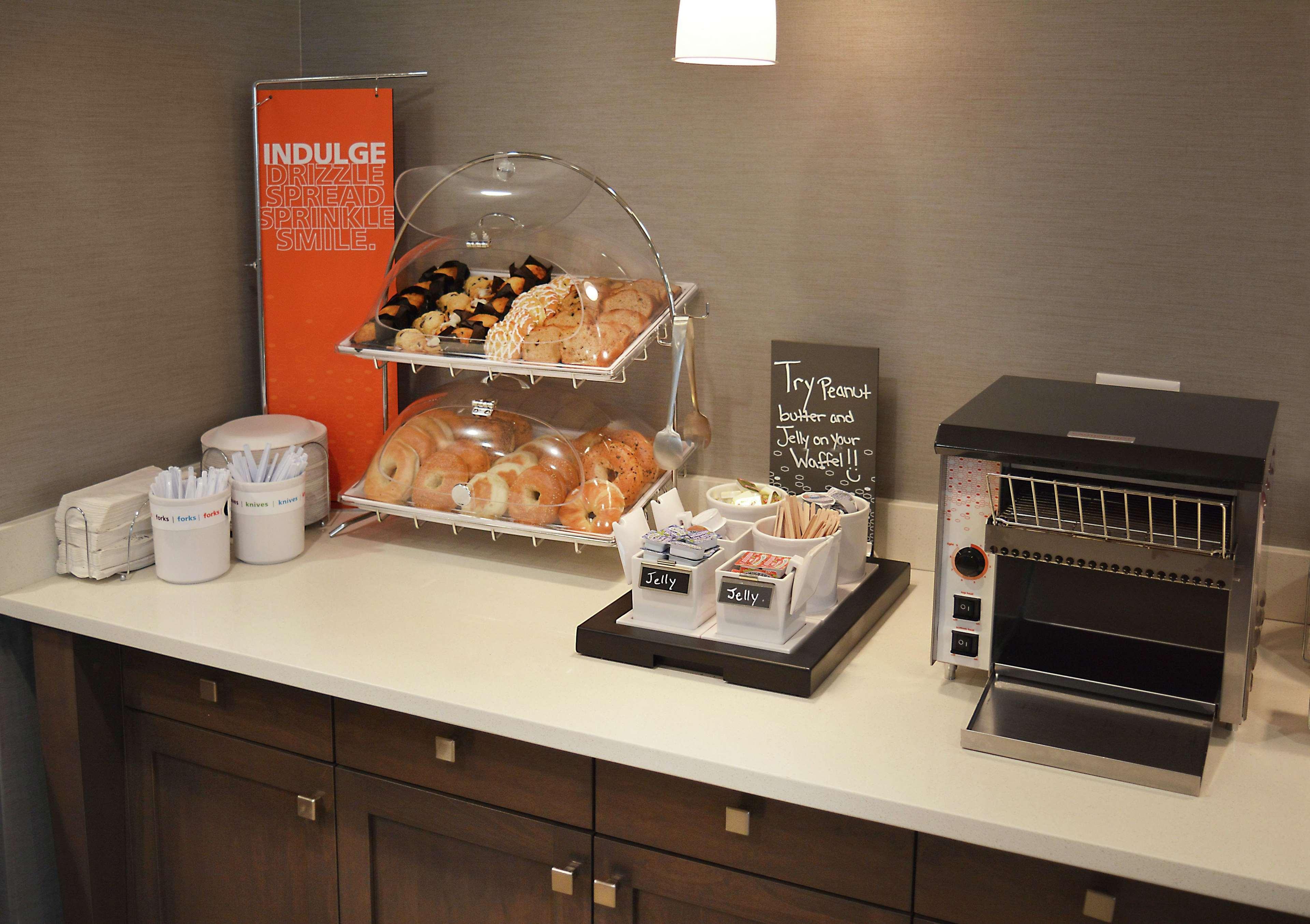 Hampton Inn & Suites Philadelphia/Media Zewnętrze zdjęcie