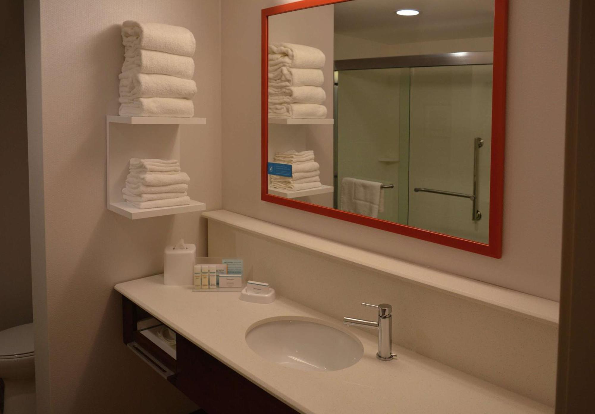 Hampton Inn & Suites Philadelphia/Media Zewnętrze zdjęcie